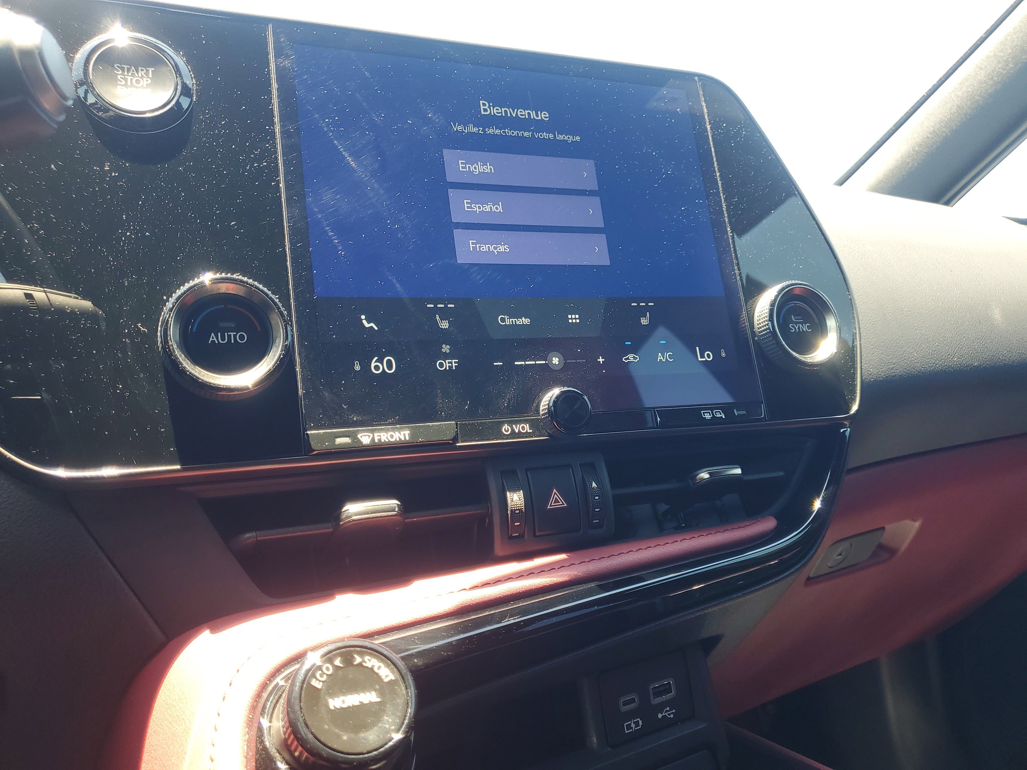 Used 2024 Lexus NX 250 FWD w/ Towing Package (2000 Lbs) image 25