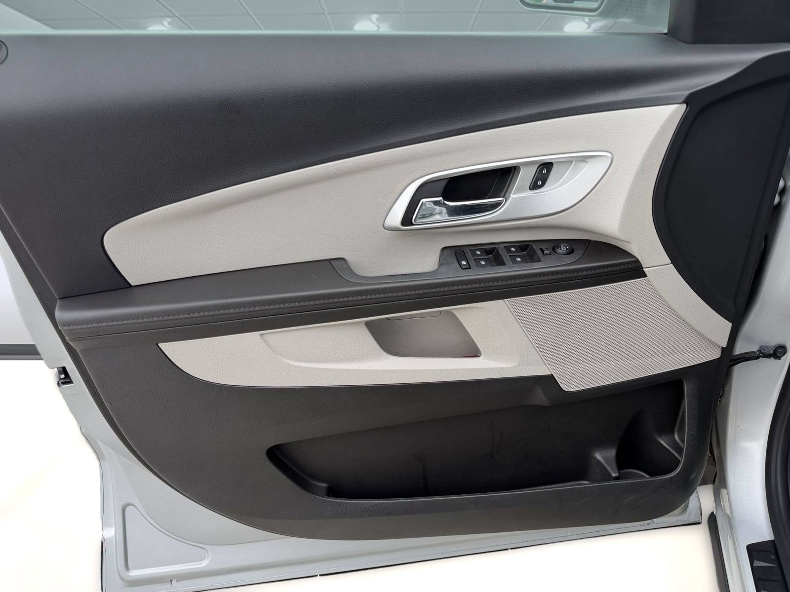 Used 2012 Chevrolet Equinox LS FWD image 14