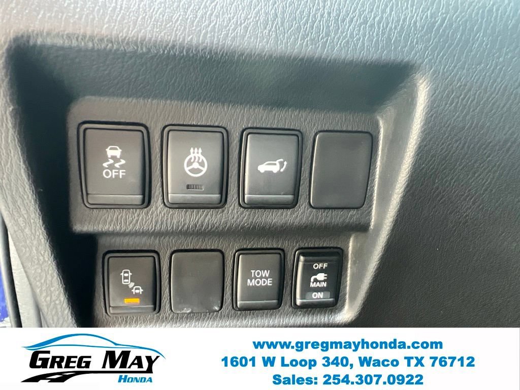 Used 2019 Nissan Pathfinder SL FWD image 29