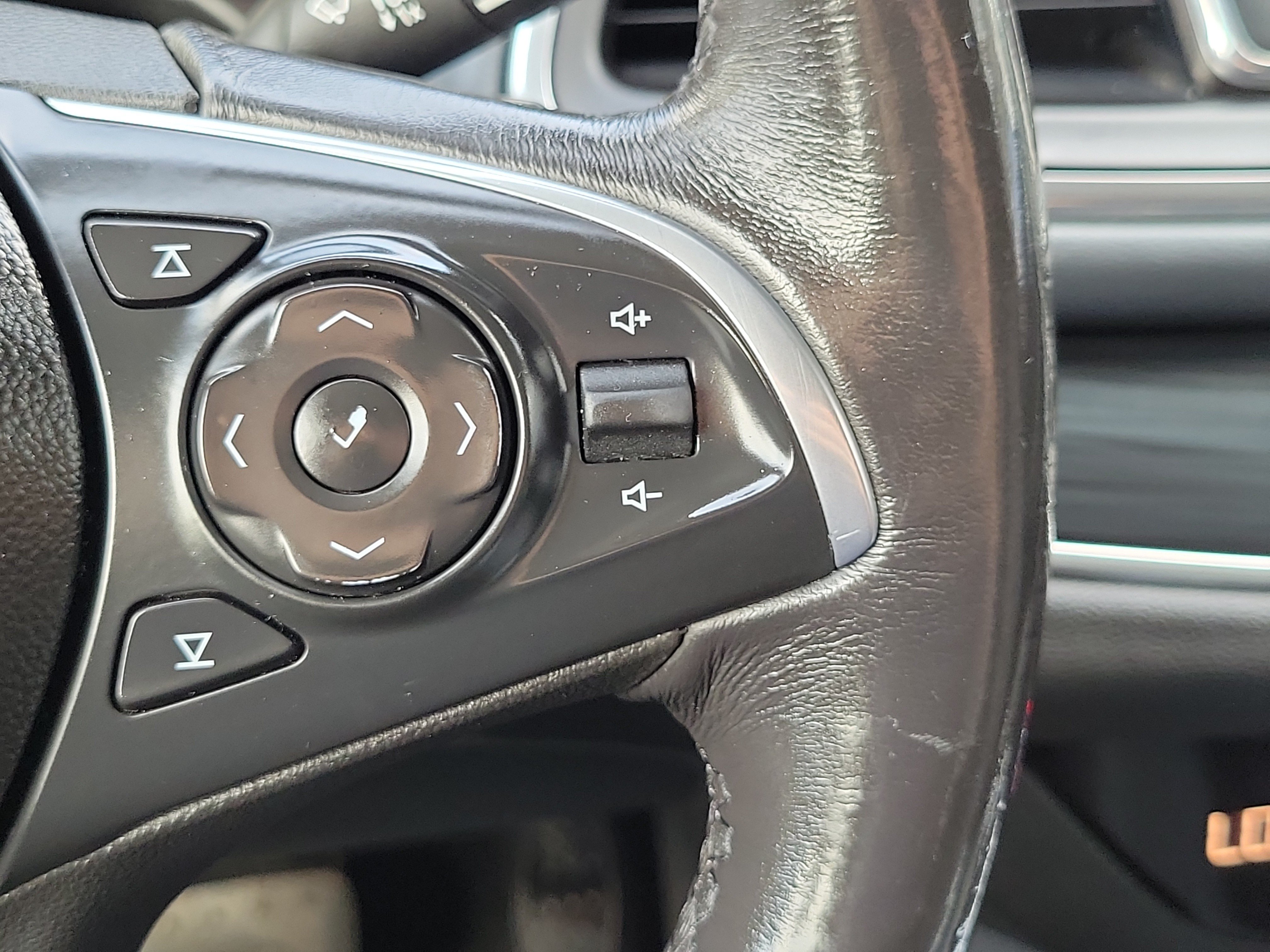 Used 2020 Buick Enclave Preferred FWD image 20