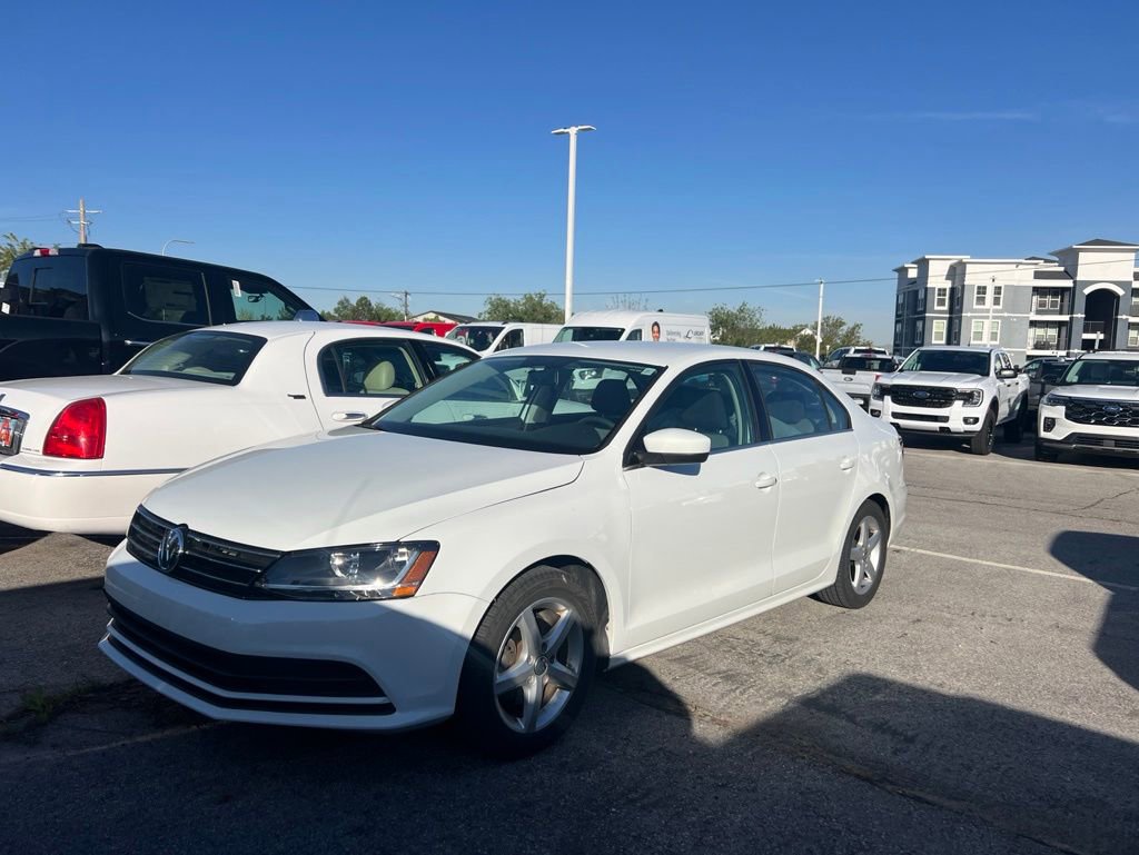 Used 2017 Volkswagen Jetta S FWD image 2