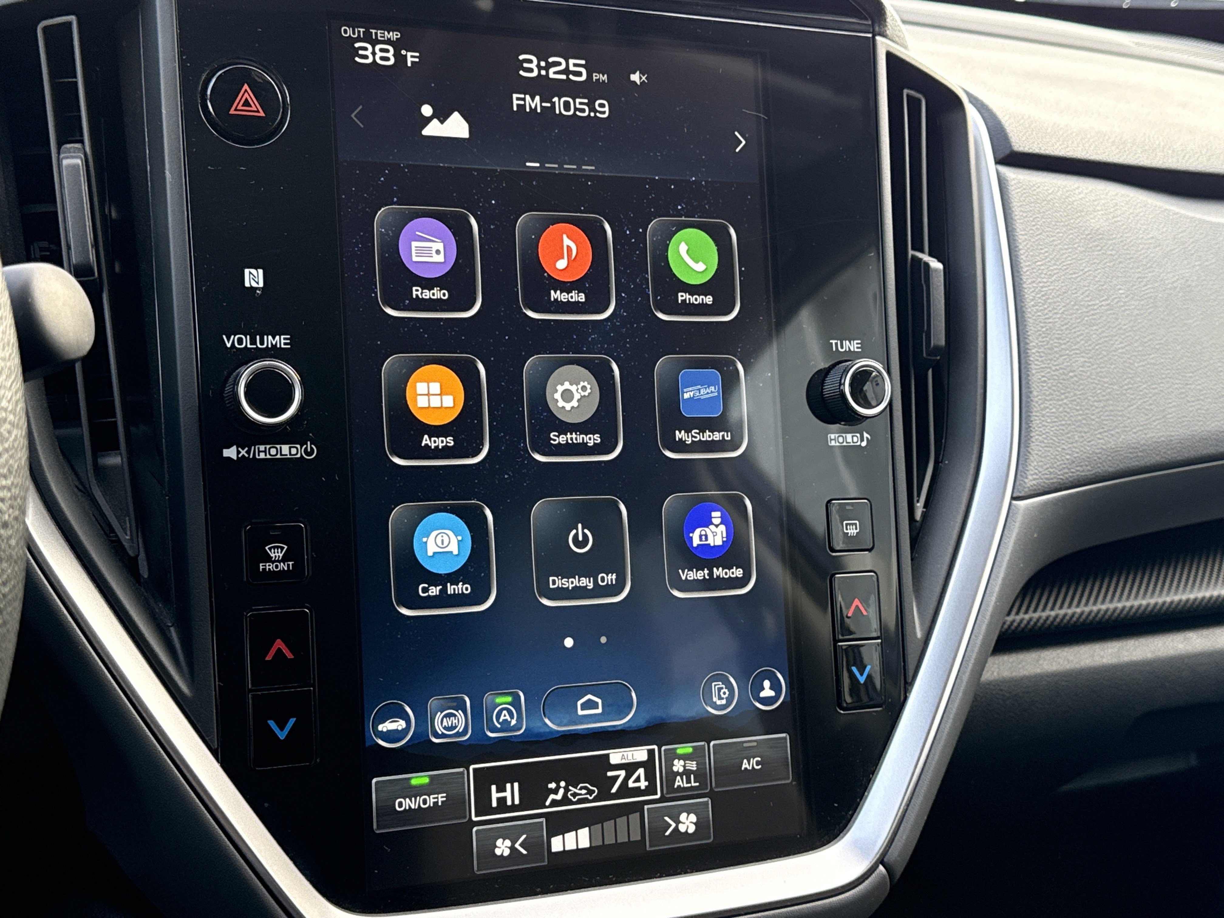 Used 2024 Subaru Crosstrek 2.0i Premium w/ Crosstrek Mirror Package image 30