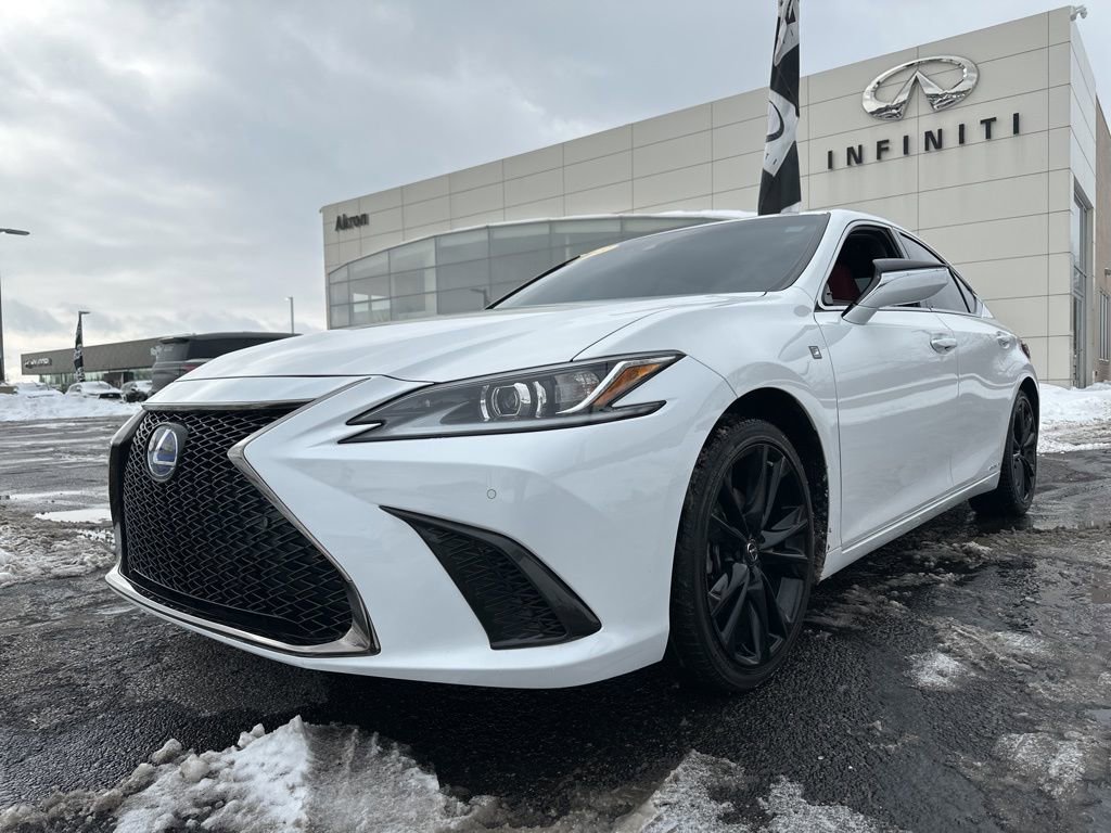 Used 2022 Lexus ES 300h F Sport w/ Accessory Package