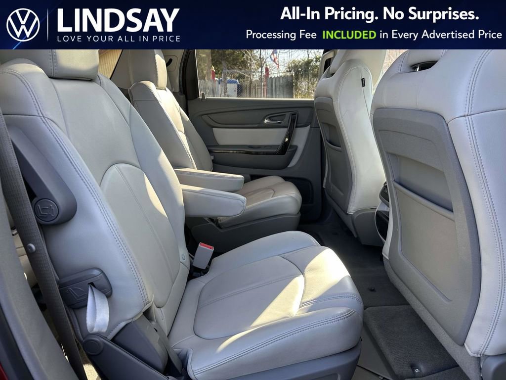 Used 2016 GMC Acadia SLT image 13