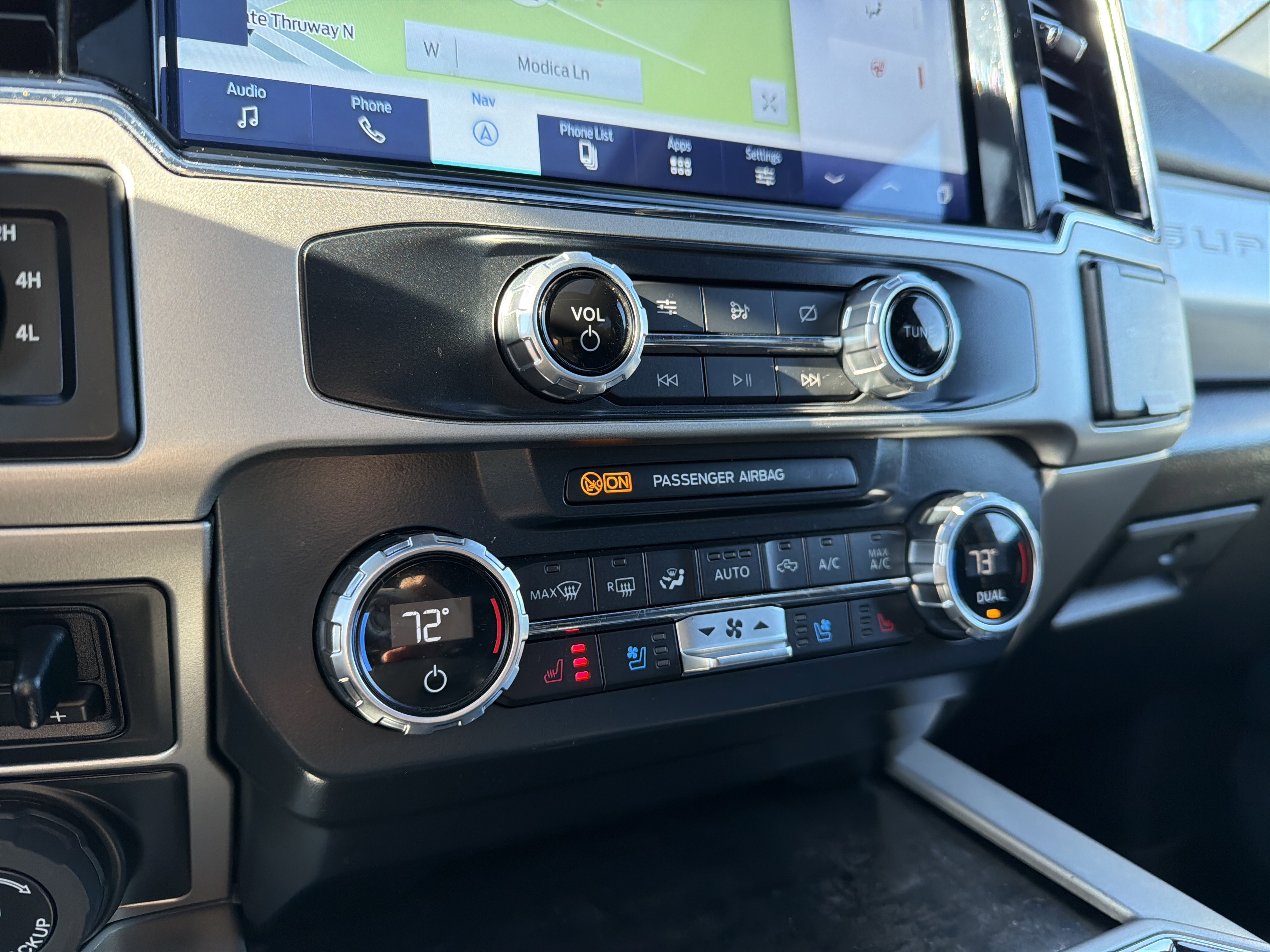 Used 2022 Ford F250 Lariat w/ Lariat Ultimate Package image 23