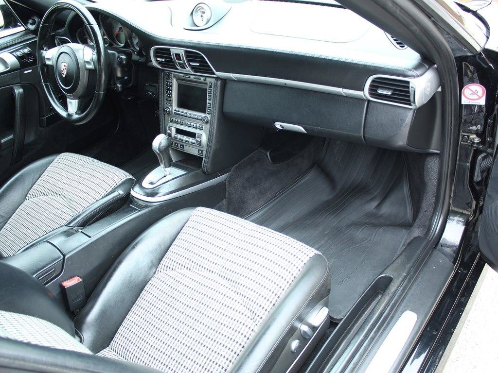 Used 2006 Porsche 911 Carrera S RWD image 19