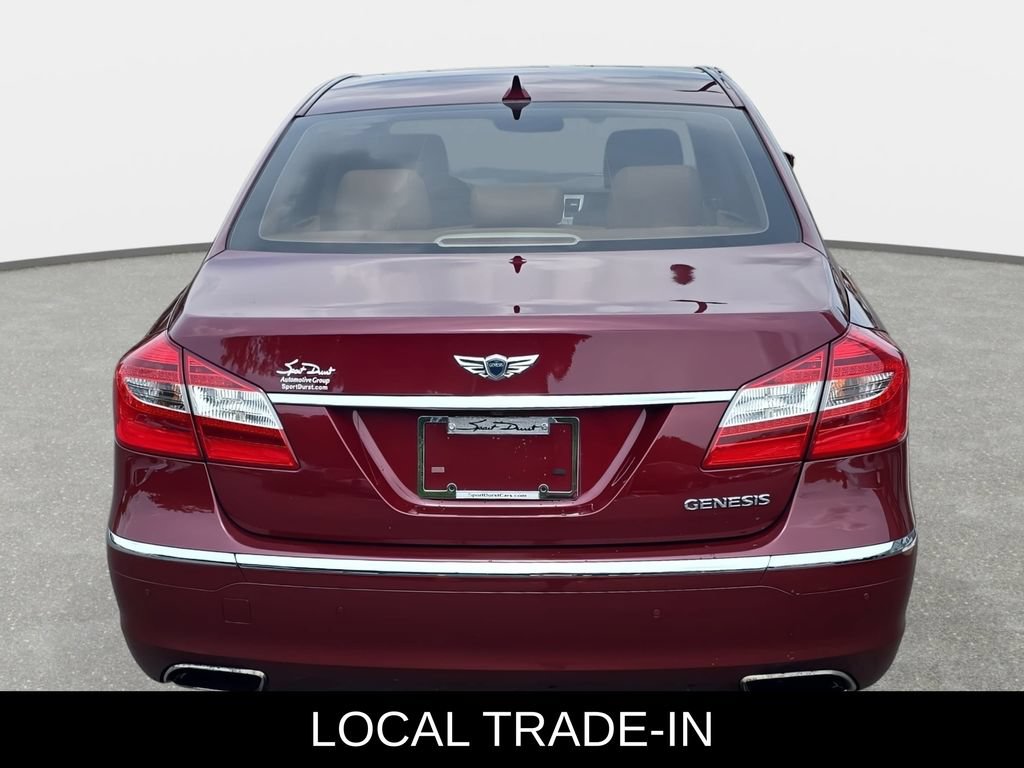 Used 2013 Hyundai Genesis 3.8 w/ Technology Pkg RWD image 6