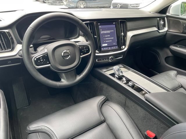 Certified 2025 Volvo V60 B5 Cross Country Ultra AWD/4WD image 17
