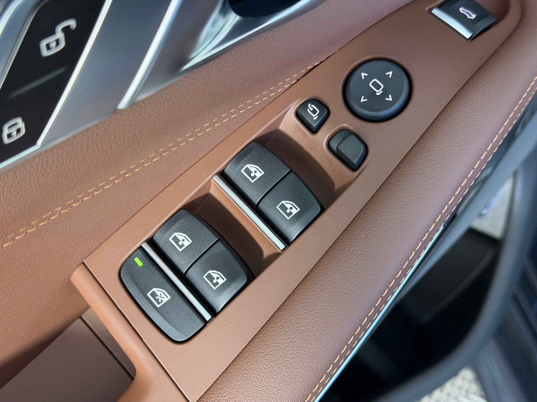 New 2026 BMW X5 xDrive50e image 24