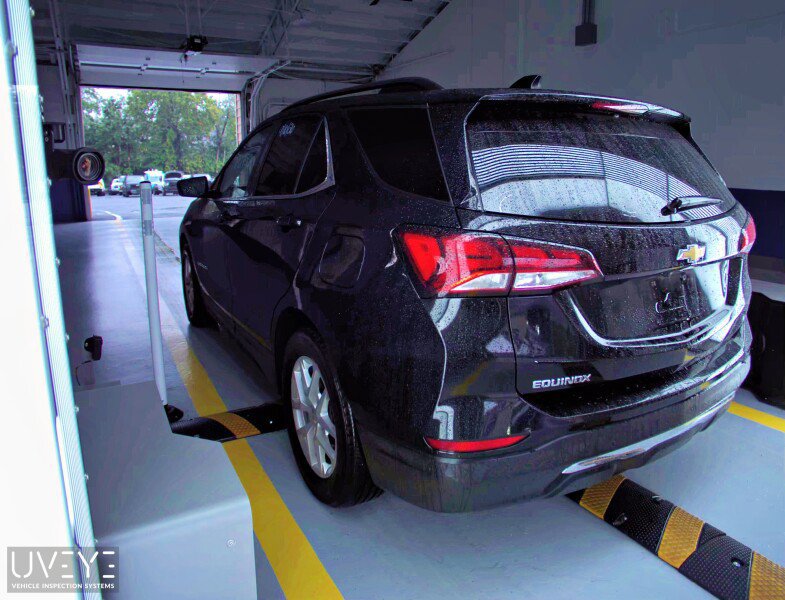 Used 2023 Chevrolet Equinox LT FWD image 4