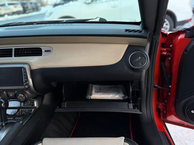 Used 2013 Chevrolet Camaro SS image 17