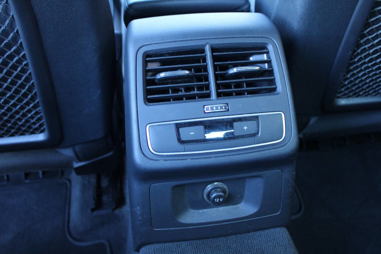 Used 2017 Audi A4 2.0T Premium Plus w/ Premium Plus Package image 18