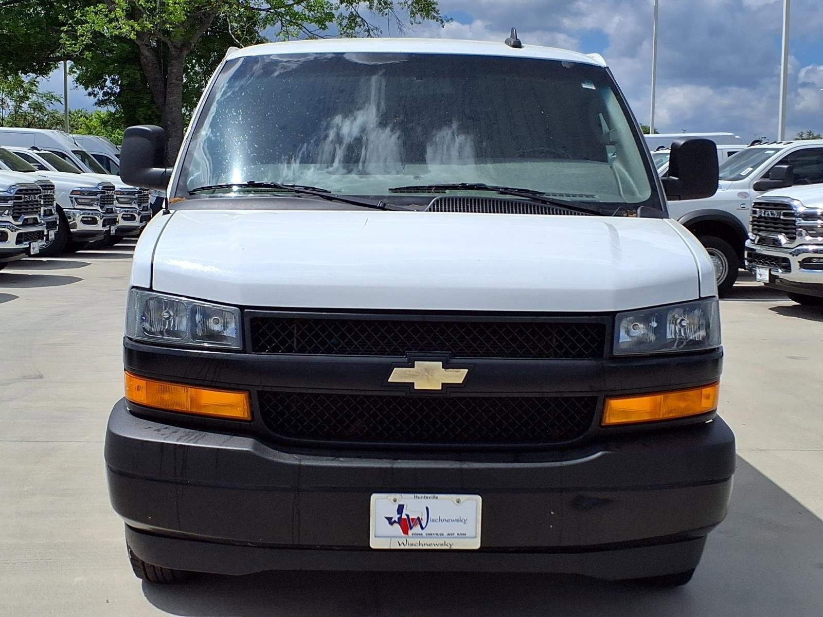 Used 2023 Chevrolet Express 2500 Extended w/ Driver Convenience Package image 4