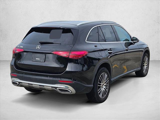 Used 2024 Mercedes-Benz GLC 300 image 5