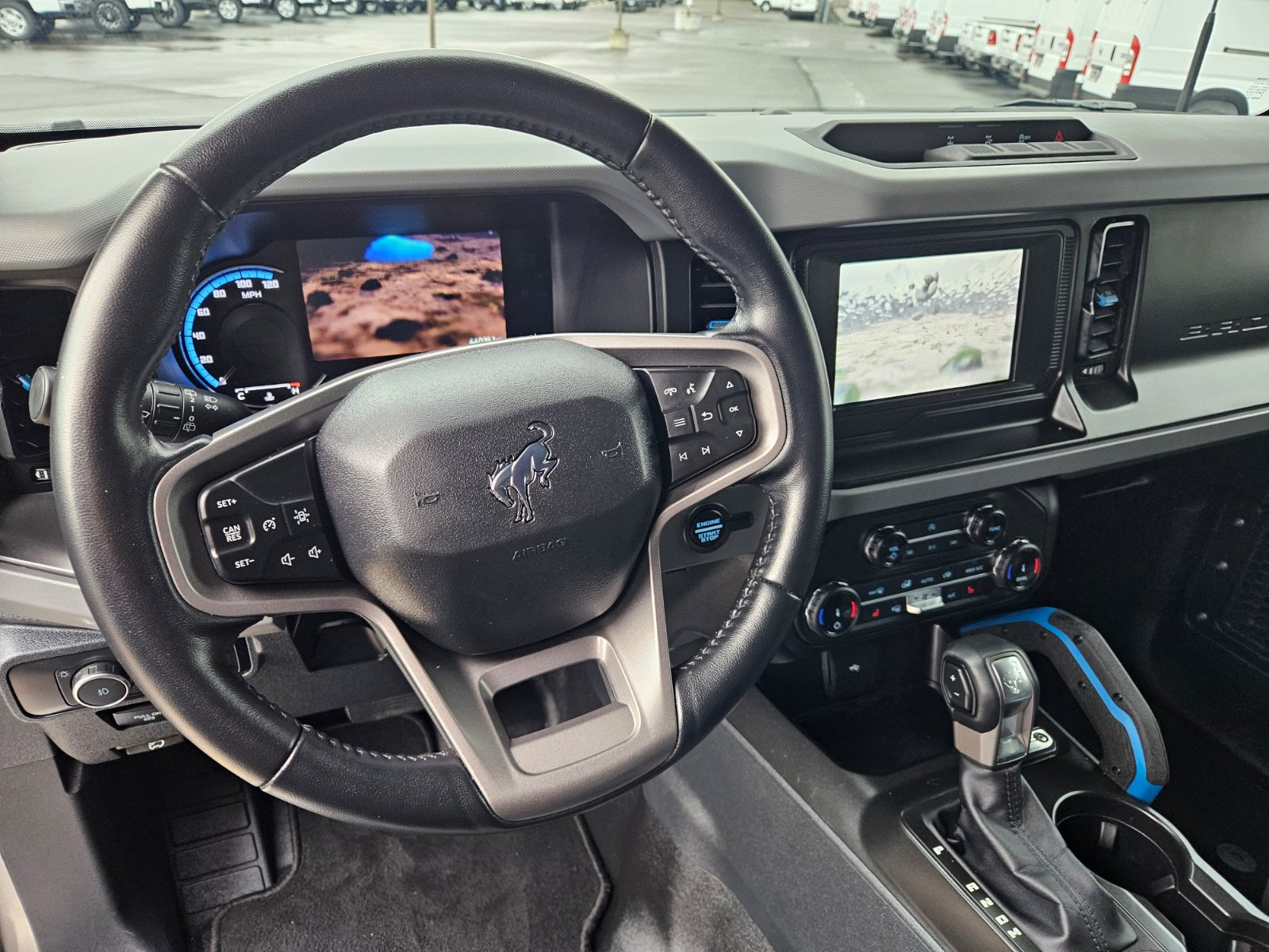 Used 2022 Ford Bronco Black Diamond AWD/4WD image 14