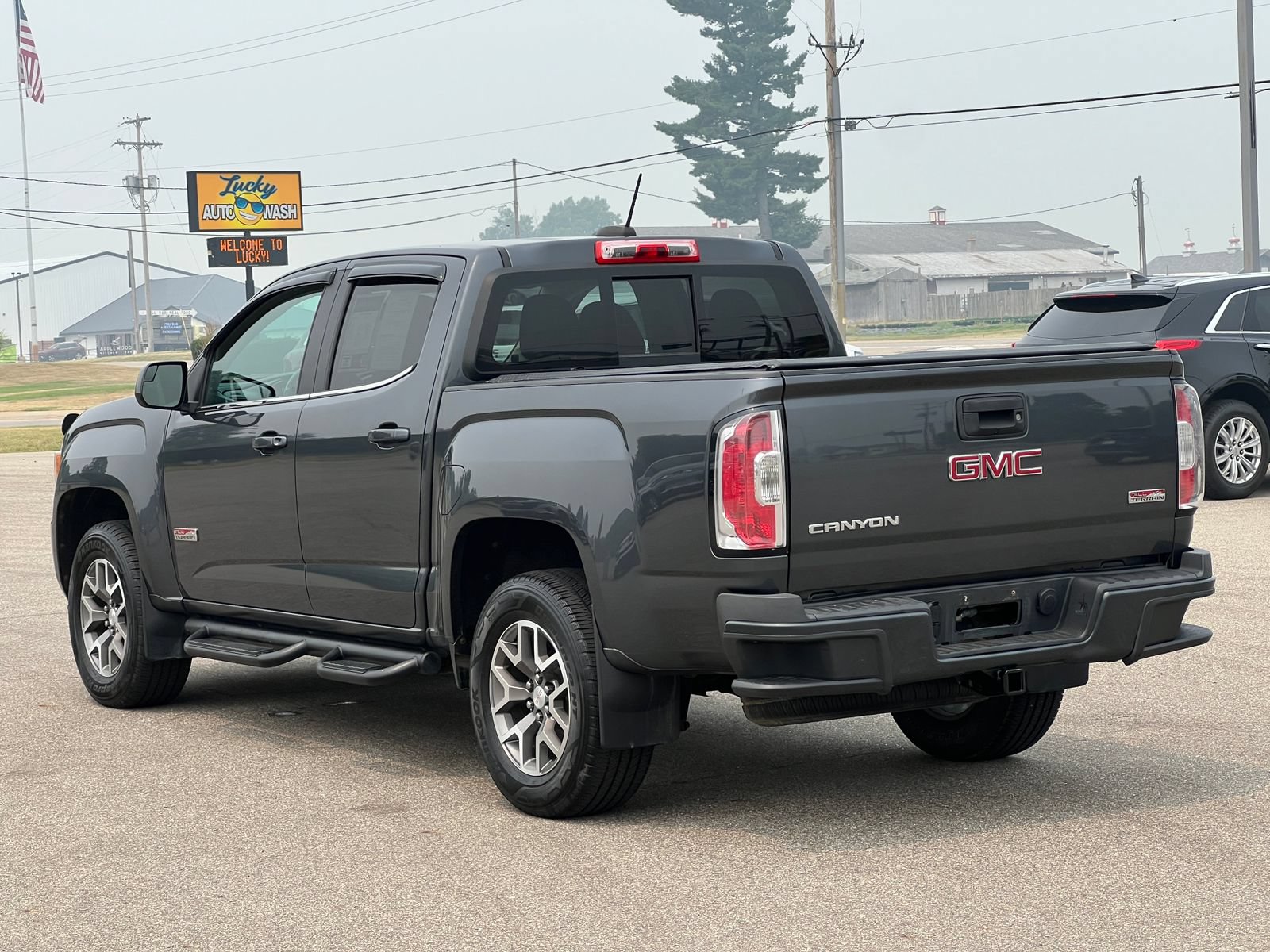 Certified 2016 GMC Canyon SLE w/ All Terrain Adventure Package AWD/4WD image 46