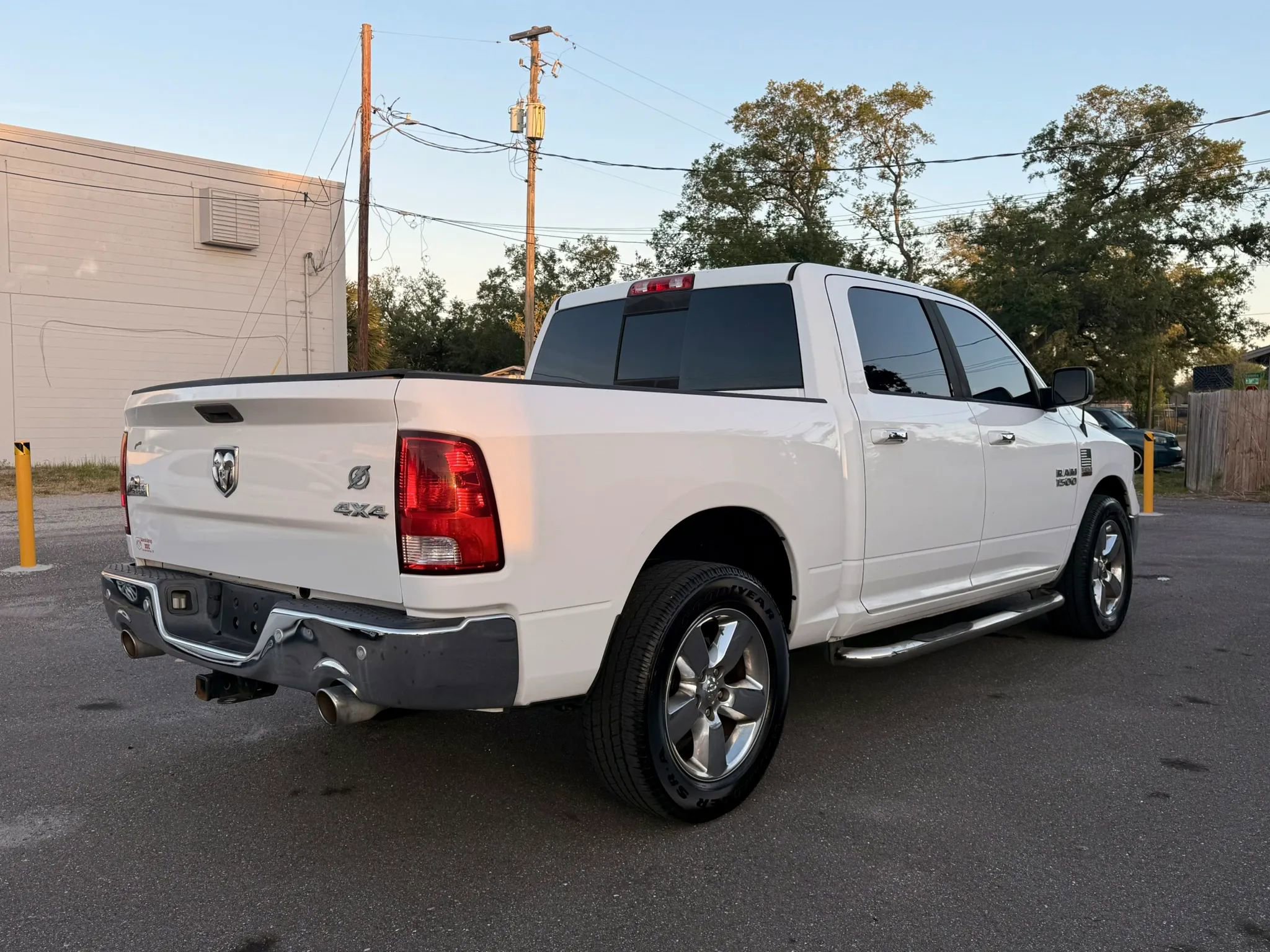 Used 2016 RAM 1500 Big Horn AWD/4WD image 5