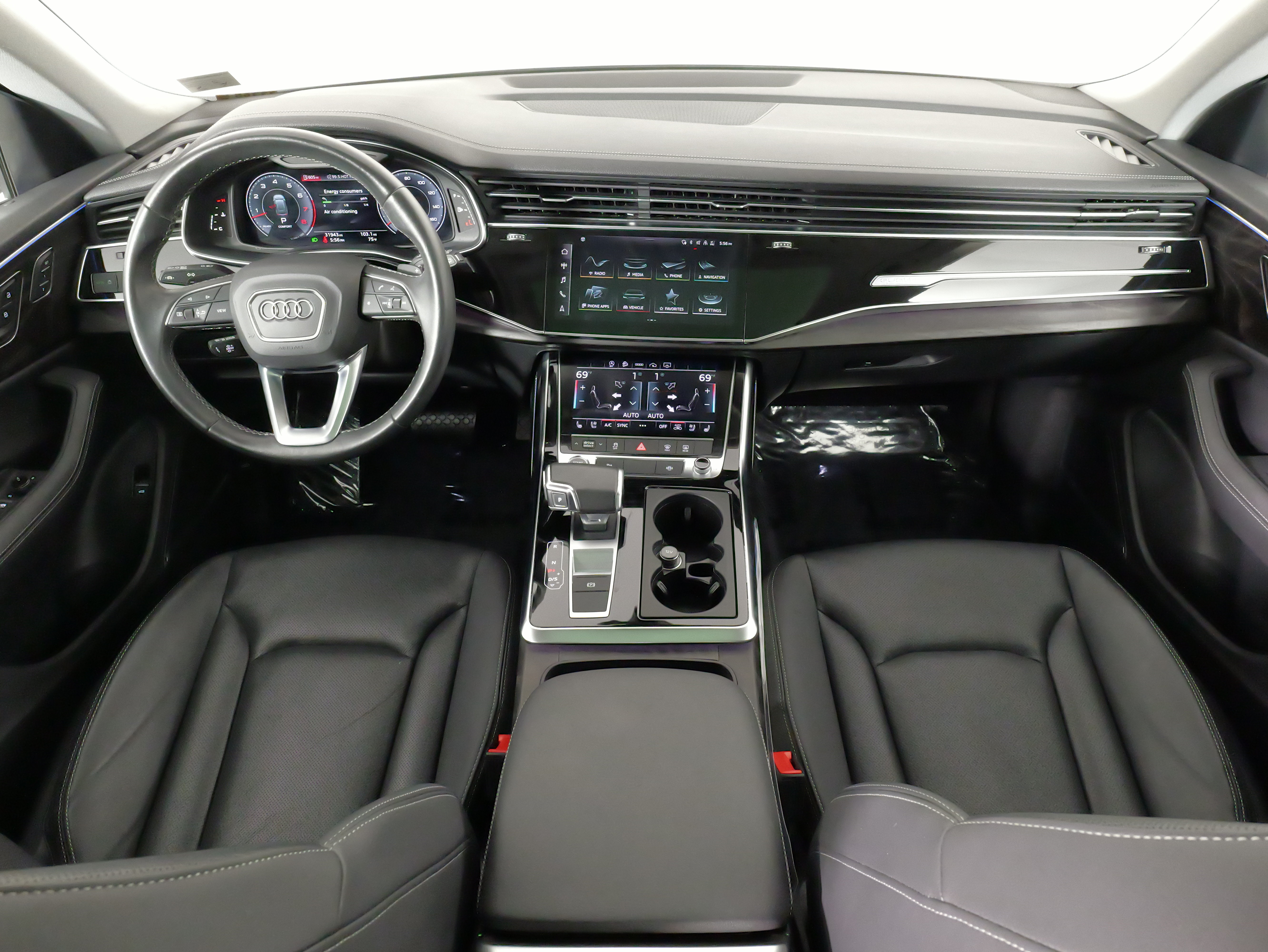Used 2023 Audi Q8 Premium Plus w/ Premium Plus Package AWD/4WD image 39