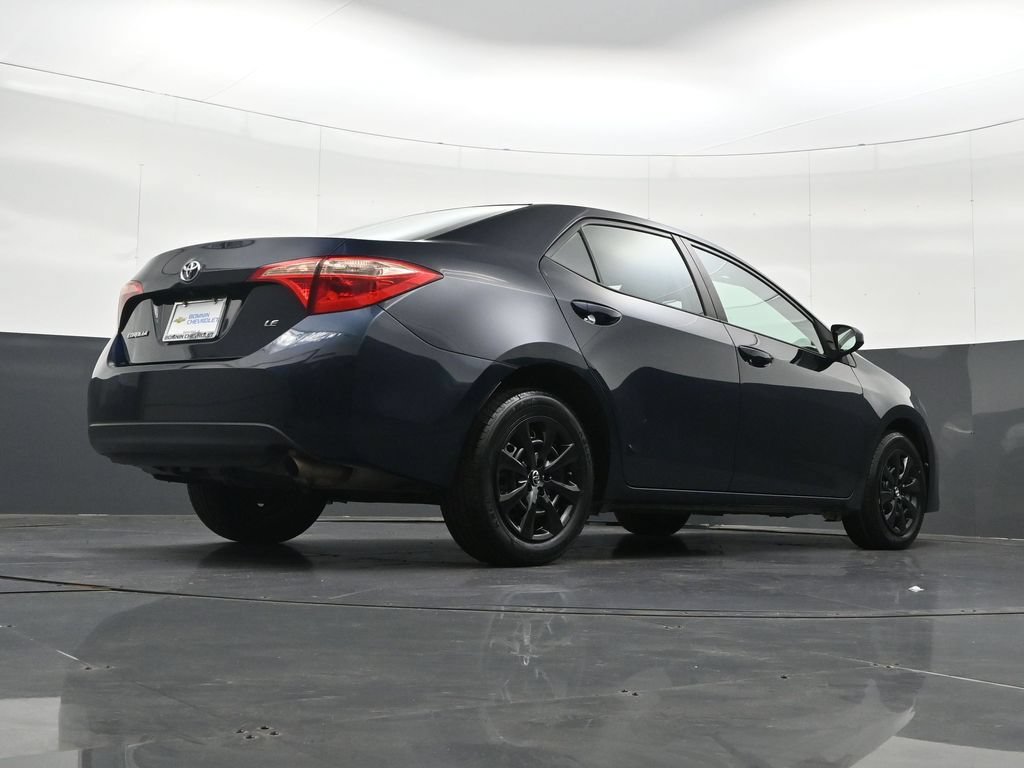 Used 2017 Toyota Corolla LE FWD image 33