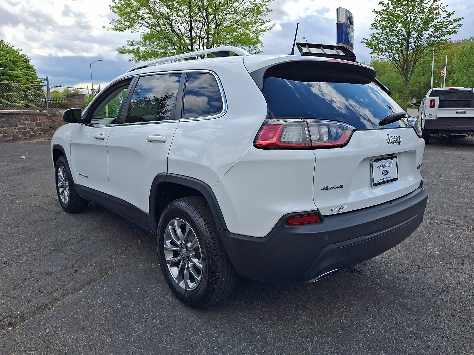 Used 2021 Jeep Cherokee Latitude Lux image 4