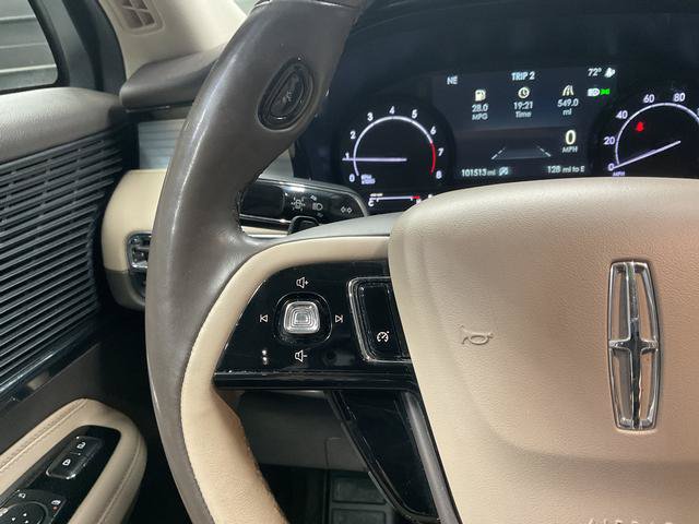 Used 2020 Lincoln Corsair AWD w/ Premium Package image 17