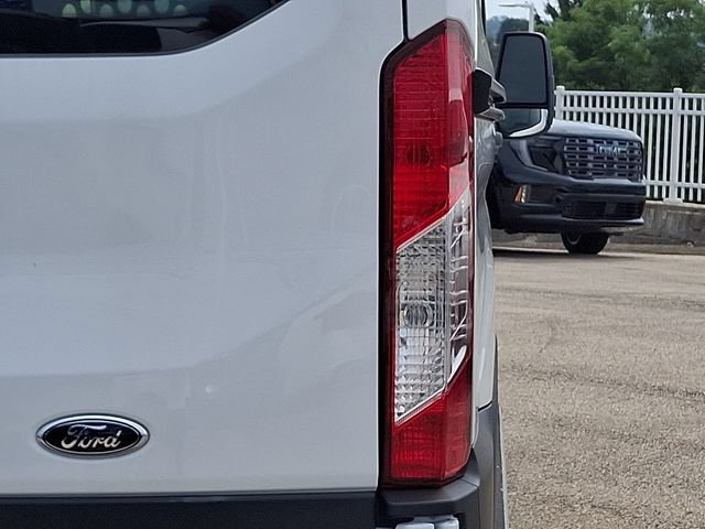 Used 2025 Ford Transit 250 Low Roof w/ Exterior Upgrade Package RWD image 14