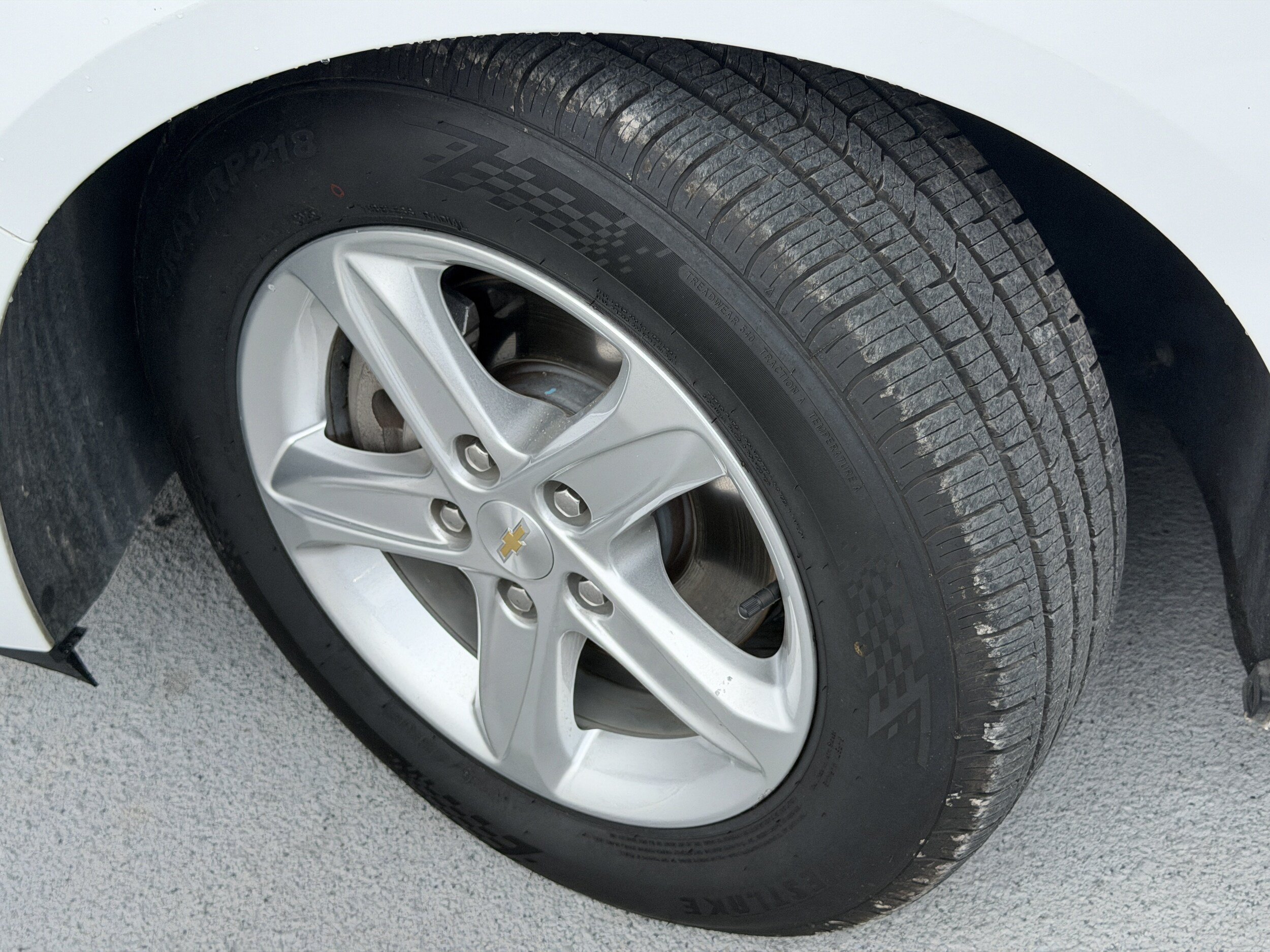Used 2024 Chevrolet Malibu LT FWD image 34