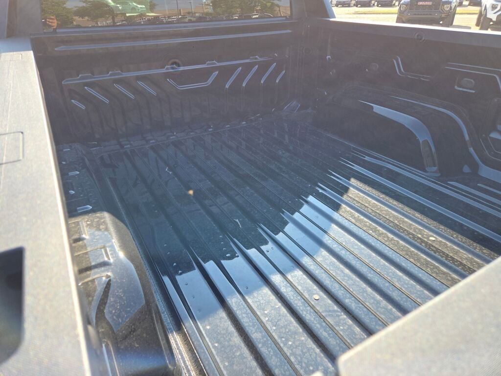 New 2026 GMC Sierra EV Elevation image 18