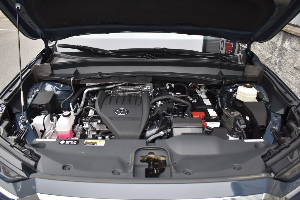 Certified 2024 Toyota Grand Highlander AWD image 27