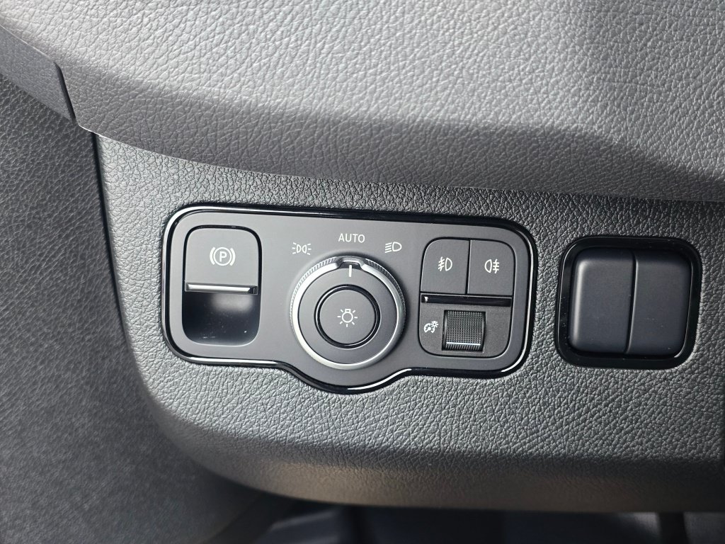 New 2025 Mercedes-Benz Sprinter 2500 image 23