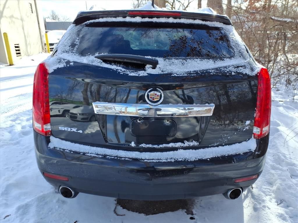 Used 2011 Cadillac SRX Premium image 4