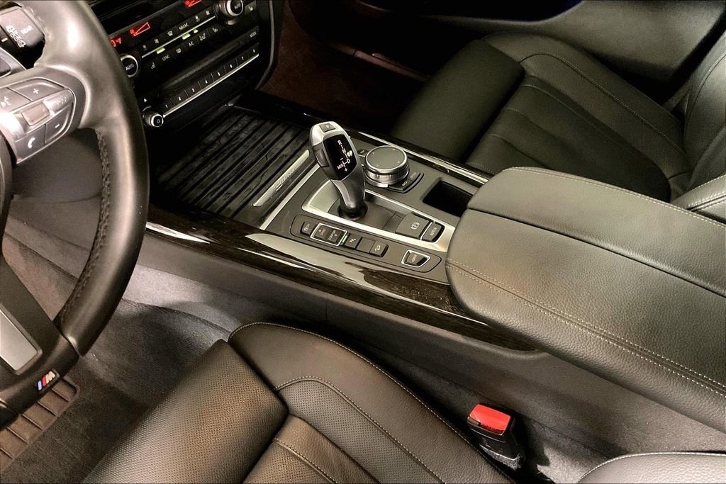 Used 2017 BMW X5 xDrive40e image 17