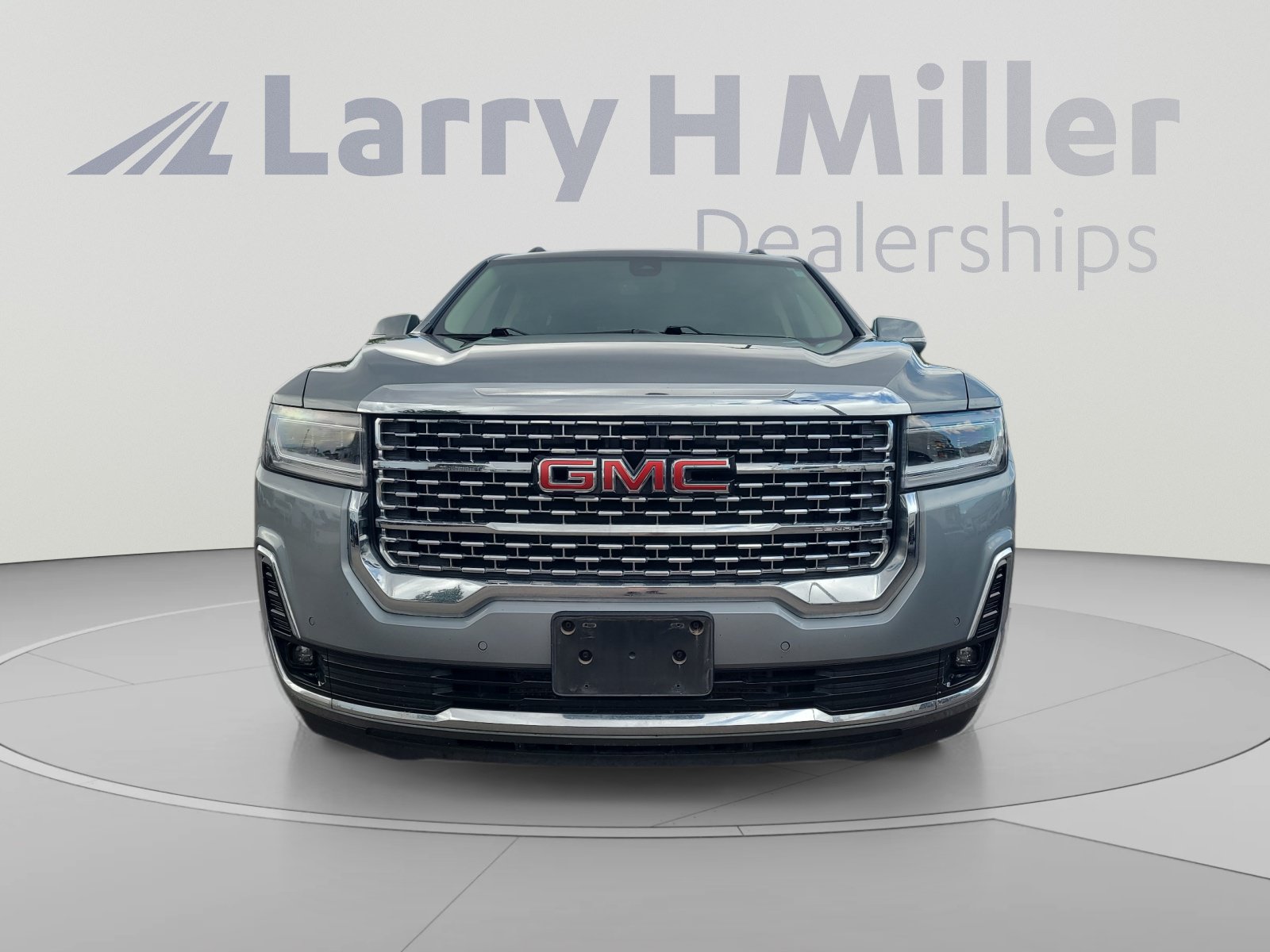 Used 2023 GMC Acadia Denali FWD image 8