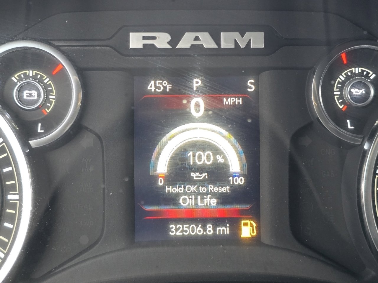 Used 2024 RAM 2500 Big Horn image 28