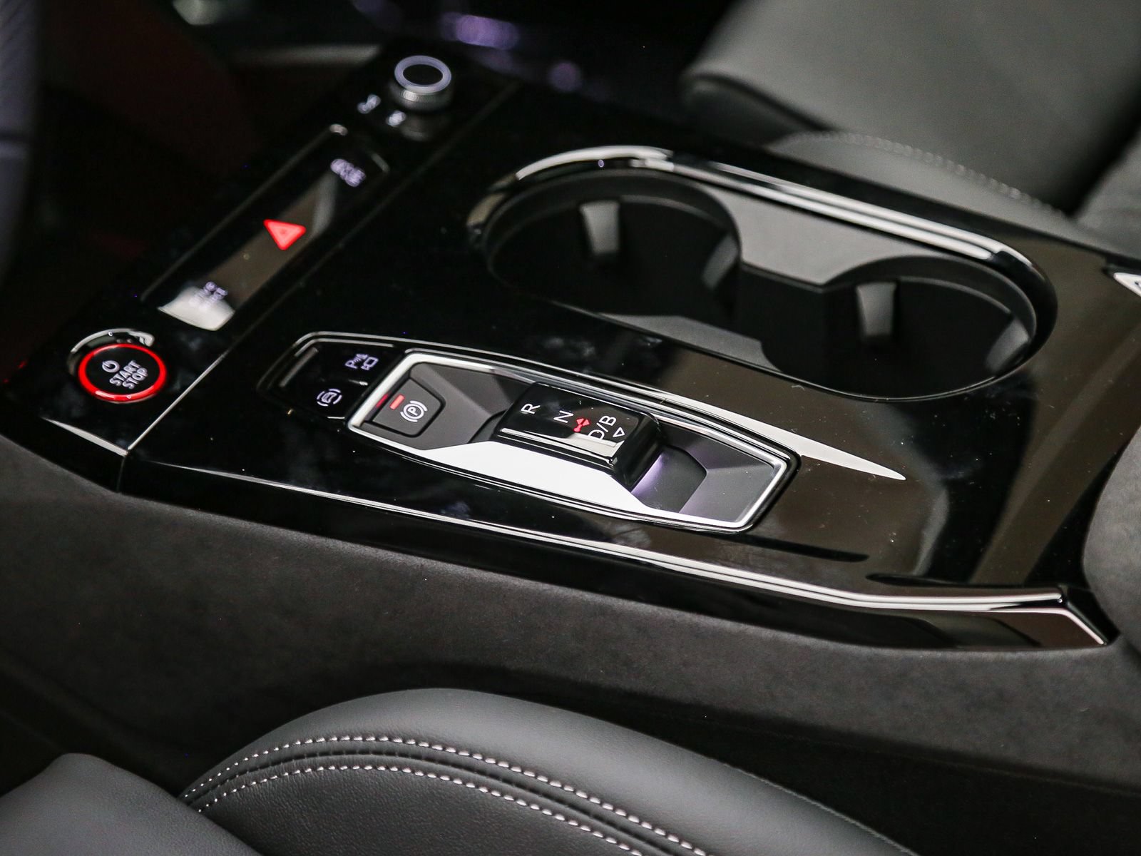 New 2027 Audi SQ6 e-tron Premium Plus AWD/4WD image 22