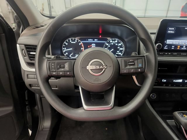 Used 2023 Nissan Rogue SV FWD image 33