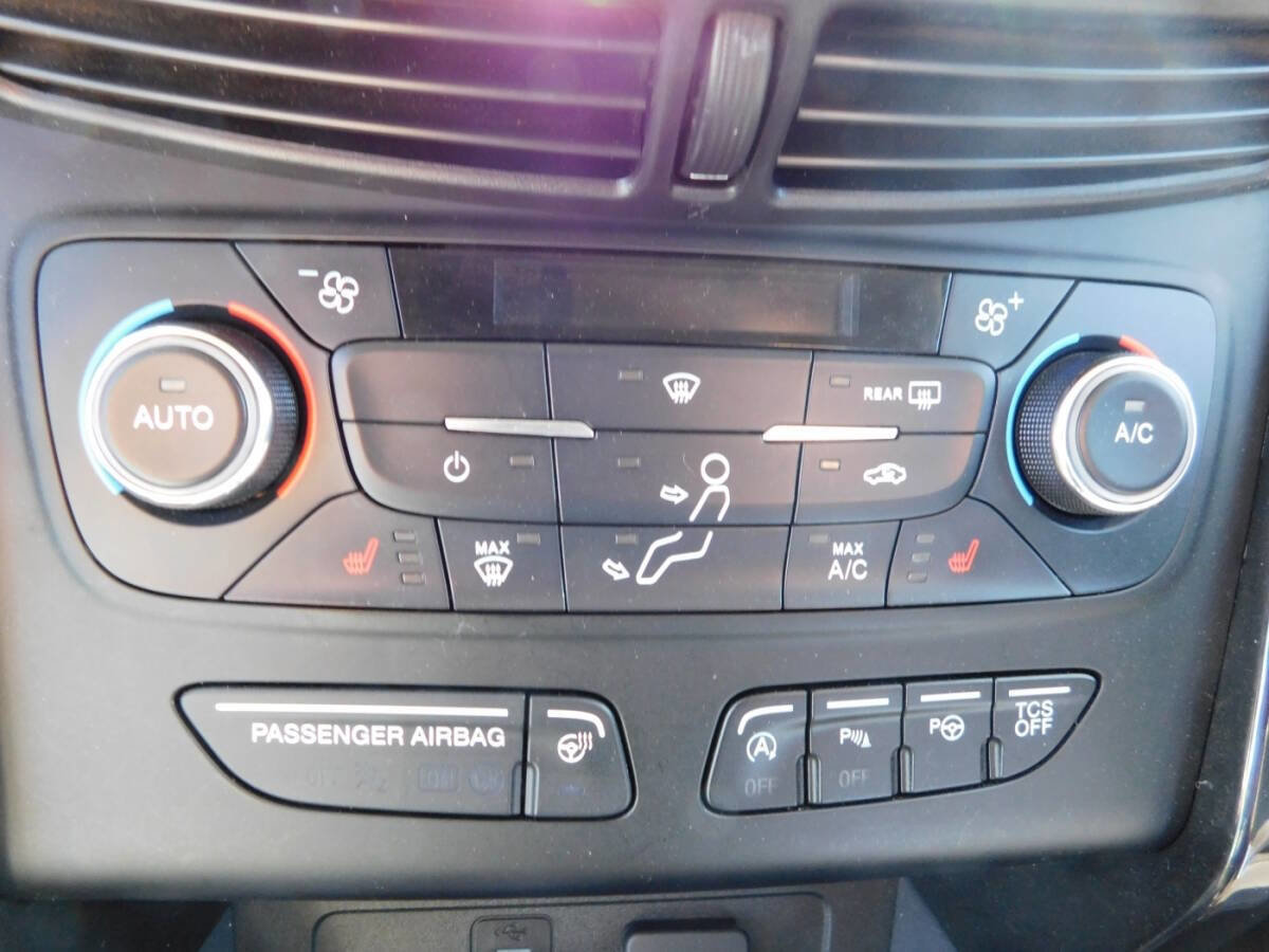 Used 2017 Ford Escape Titanium w/ Equipment Group 301A image 14