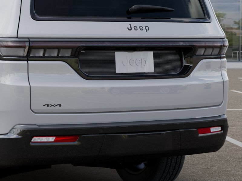 New 2026 Jeep Grand Wagoneer Limited AWD/4WD image 13