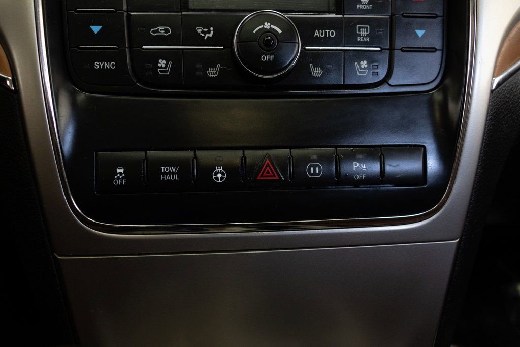 Used 2012 Jeep Grand Cherokee Overland image 33