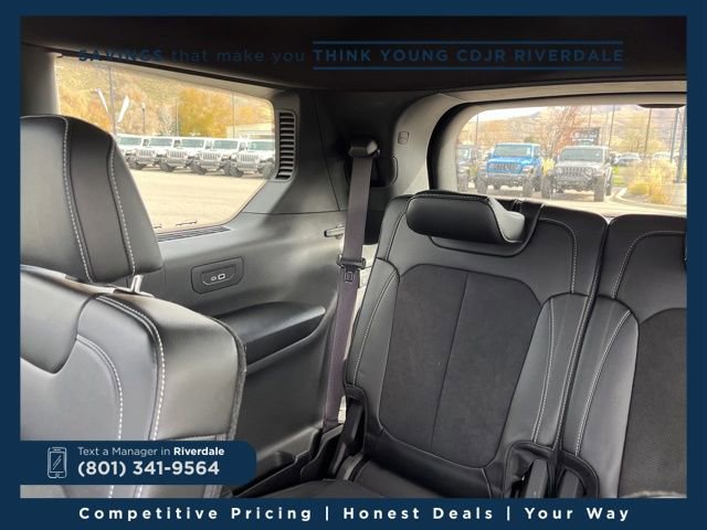 Used 2025 Jeep Grand Cherokee L Altitude image 18