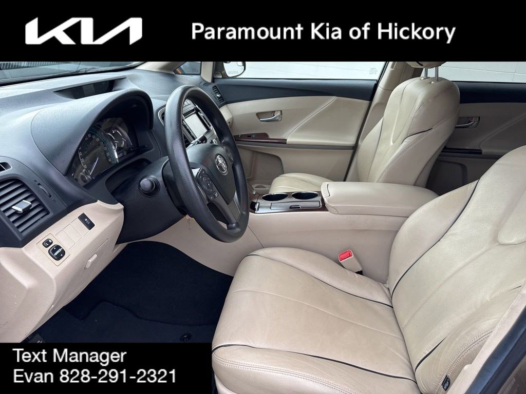 Used 2013 Toyota Venza LE image 19