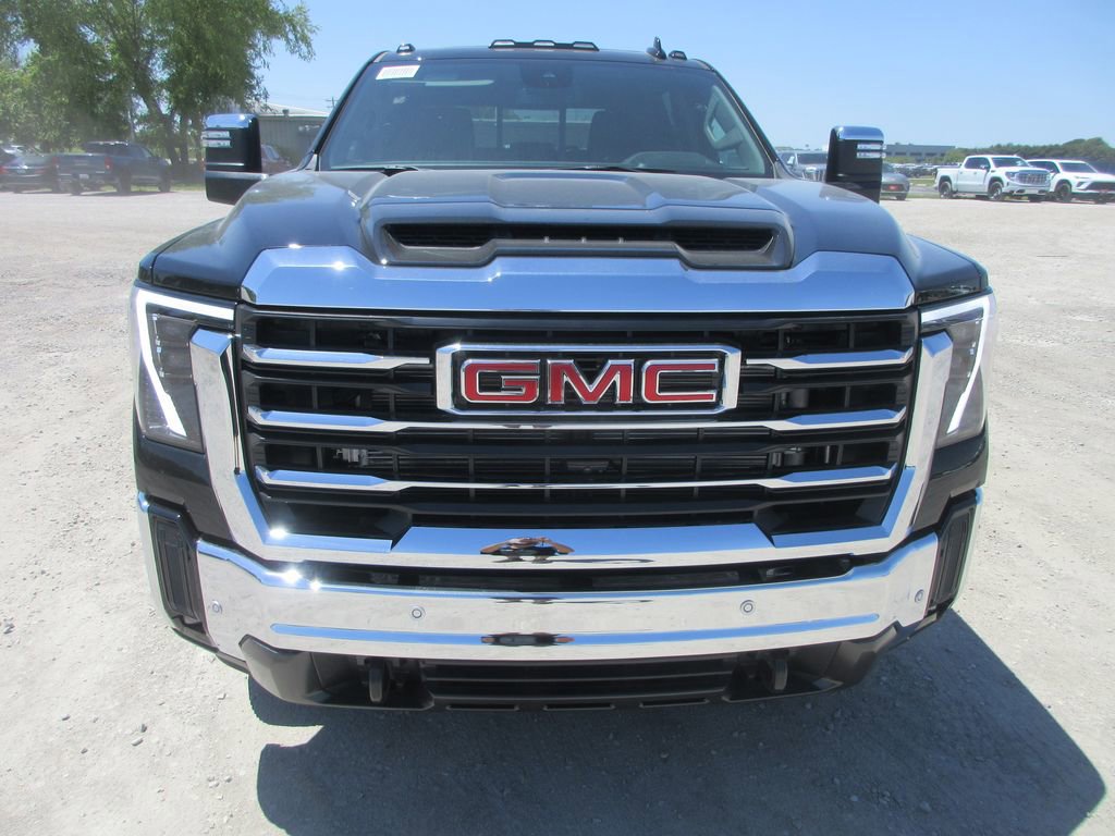 New 2026 GMC Sierra 3500 SLT w/ SLT Premium Package AWD/4WD image 12