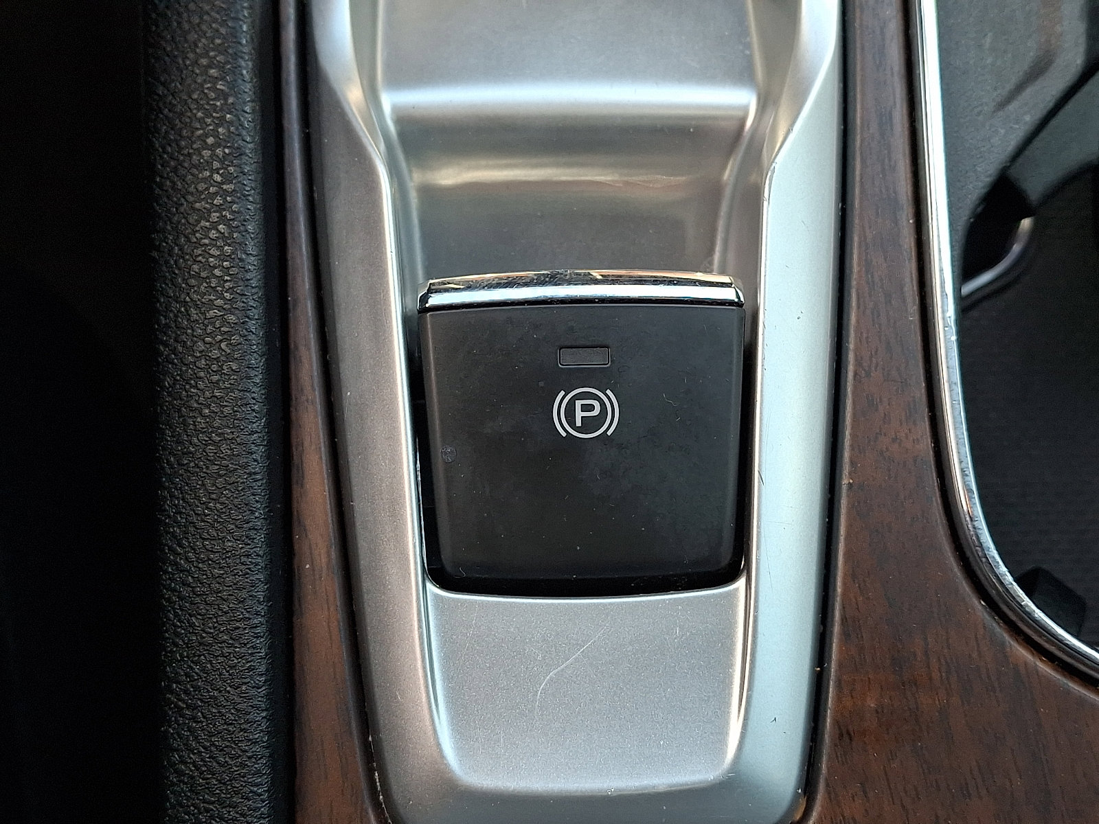 Used 2023 Subaru Ascent Touring AWD/4WD image 27