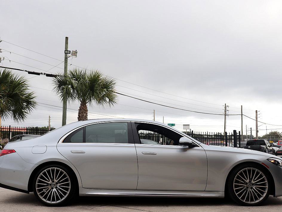 Used 2023 Mercedes-Benz S 580 4MATIC Sedan image 7