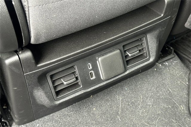 Used 2025 Chevrolet Silverado 1500 LT image 40