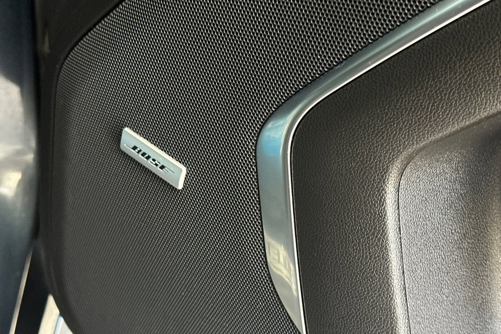 Used 2021 Chevrolet Tahoe RST w/ Luxury Package RWD image 24