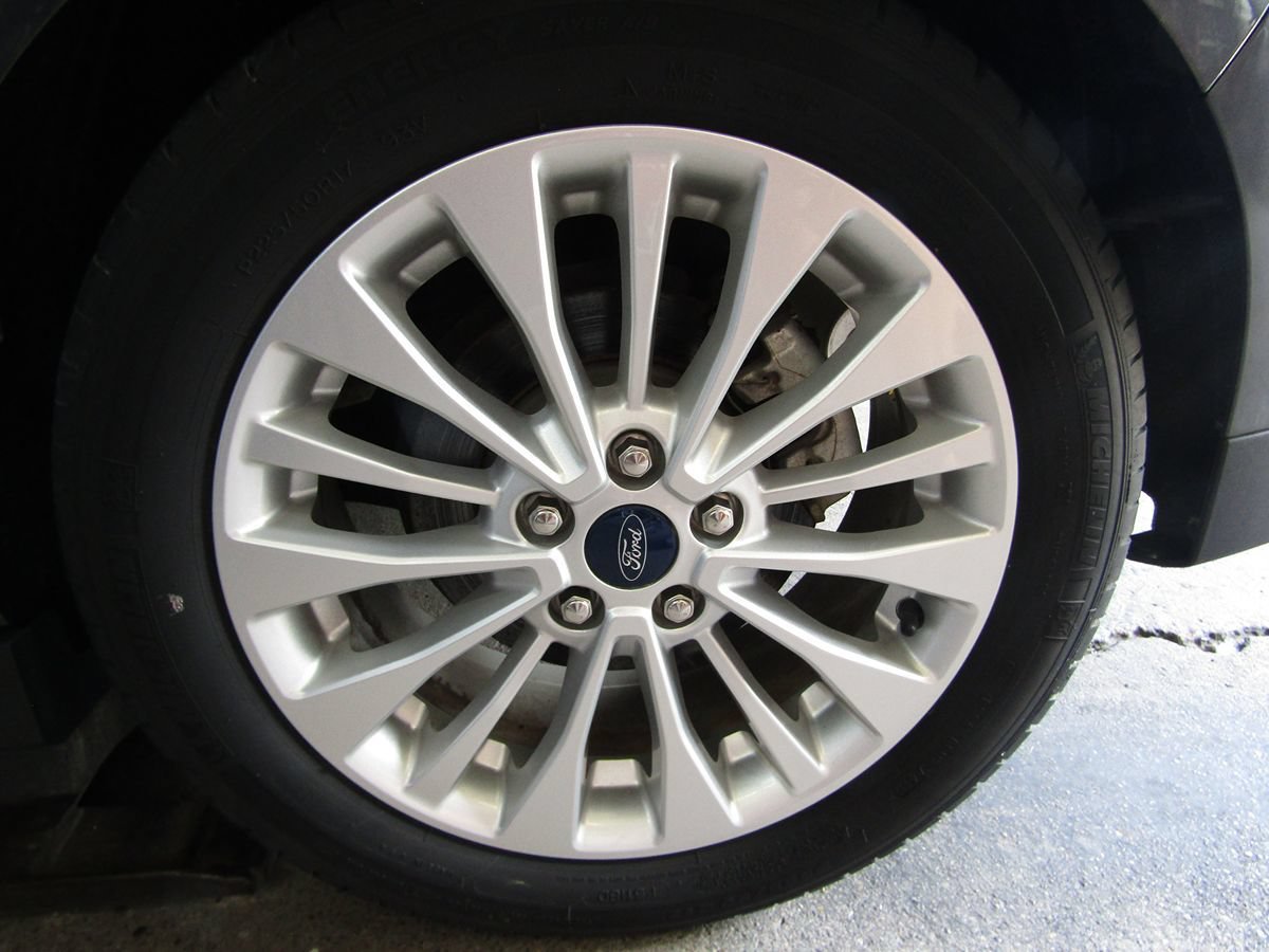 Used 2018 Ford C-MAX SE FWD image 33
