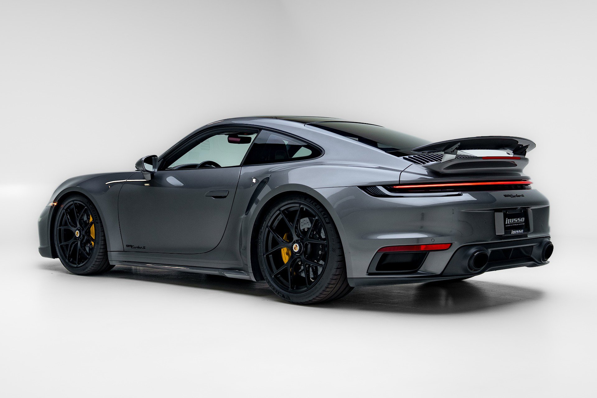 Used 2021 Porsche 911 Turbo S AWD/4WD image 29
