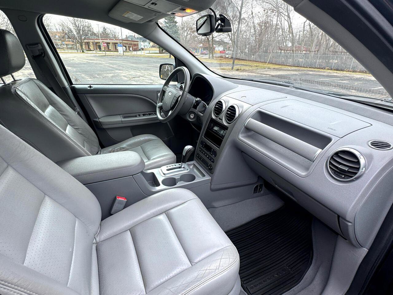 Used 2006 Ford Freestyle SEL image 28