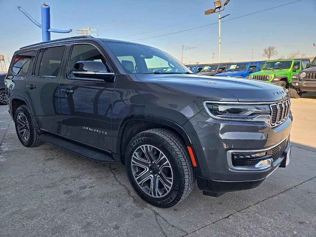 Used 2024 Jeep Wagoneer Series II image 14